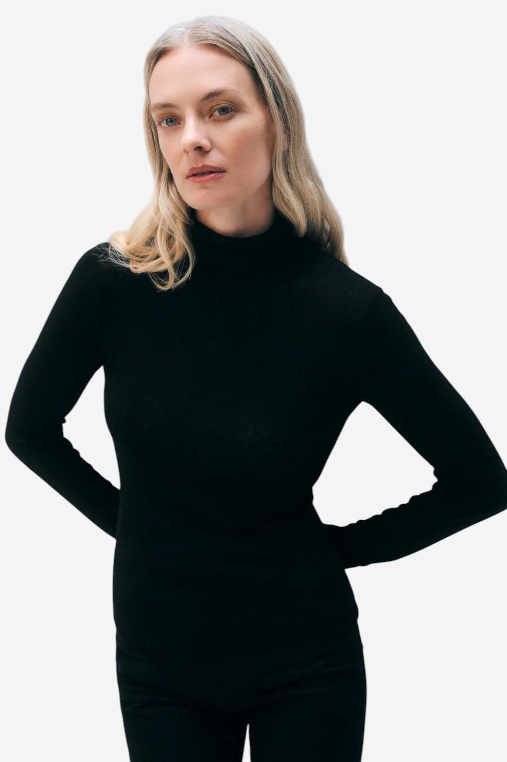 Superfine Cashmere Blend Turtleneck - Black - Image 2